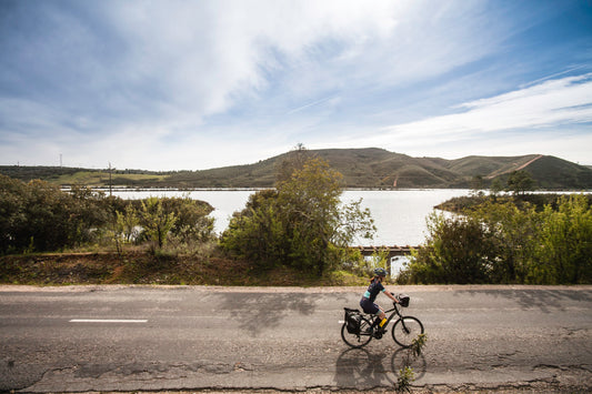 What is a Self-Guided Tour? All You Need to Know