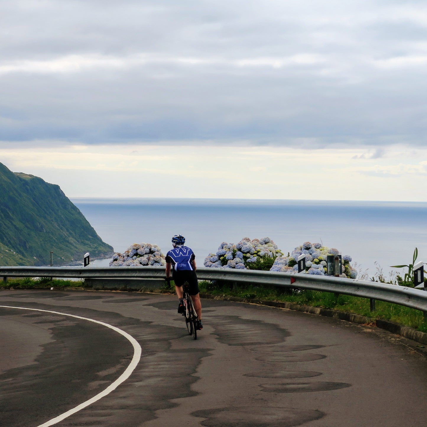 Azores Bike Tour Guide